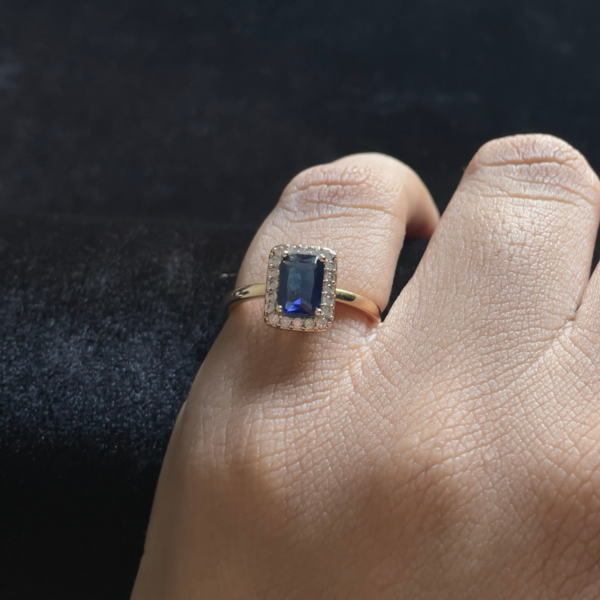 Sapphire Chic Rectangle Ring (Size 6)