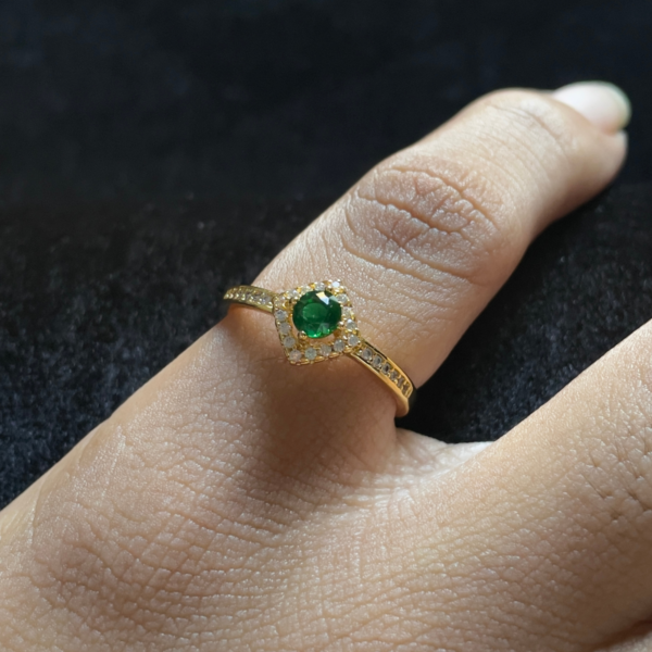 Emerald Garden Ring (Size 6)